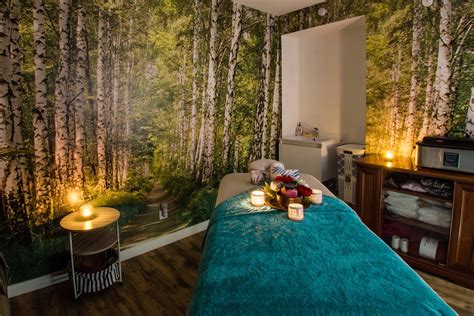 Intimate massage Escort Queenstown Estate